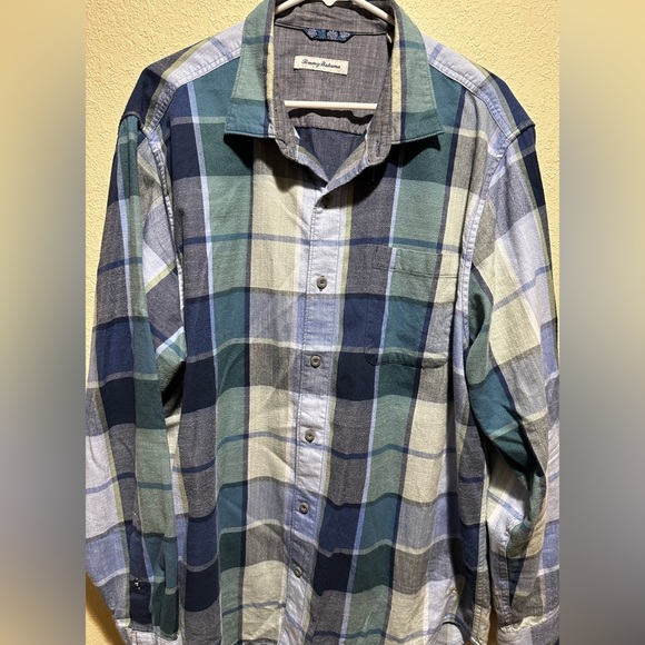 Tommy Bahama Plaid Button Down - Picture 2 of 6